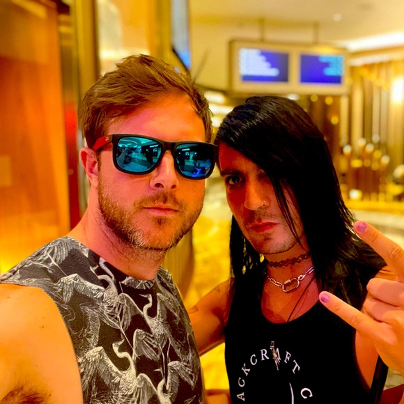 Meet your Posher, Derek - Picture 1 of 1